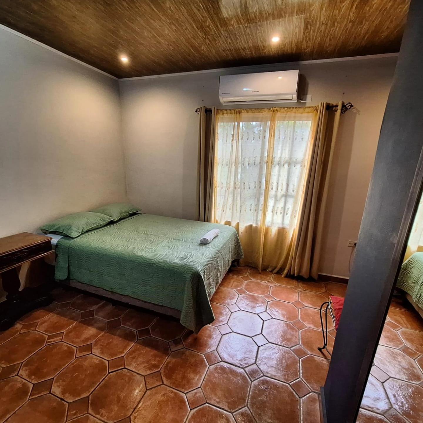 Magnificent Private Room Near Airport #1 Comayagua Buitenkant foto